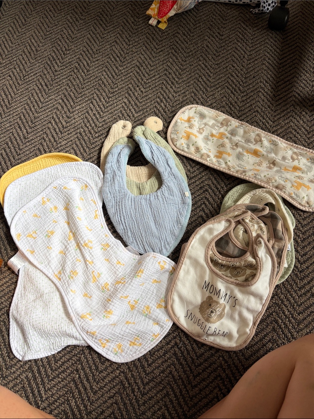Lot of Neutral Multi-Color Baby Bib and Burp ClothSet
